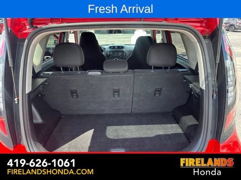 Used 2017 Kia Soul + FWD image 23