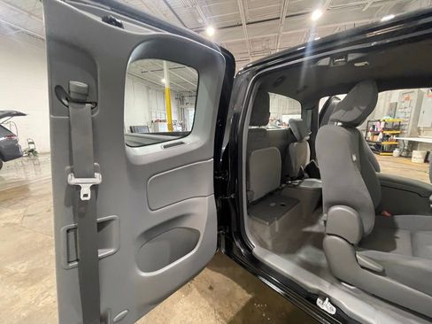 Used 2010 Toyota Tacoma 4x4 Access Cab V6 image 15