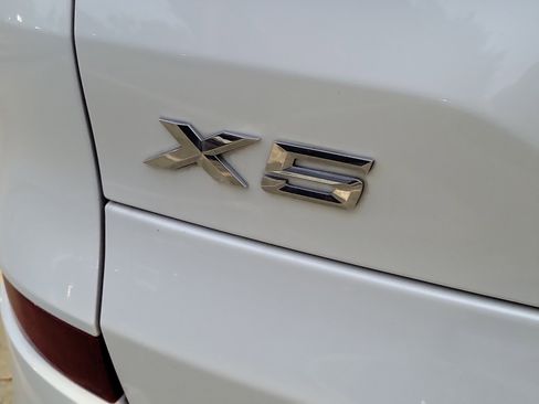 Used 2022 BMW X5 sDrive40i w/ M Sport Package image 8