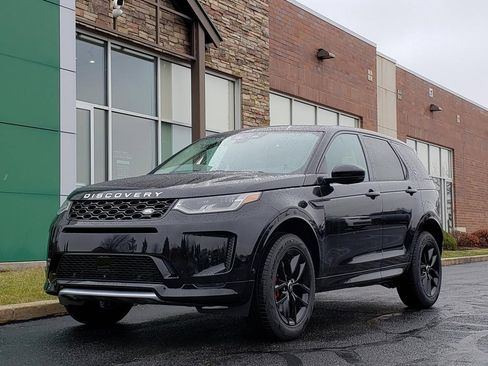 New 2025 Land Rover Discovery Sport S image 1