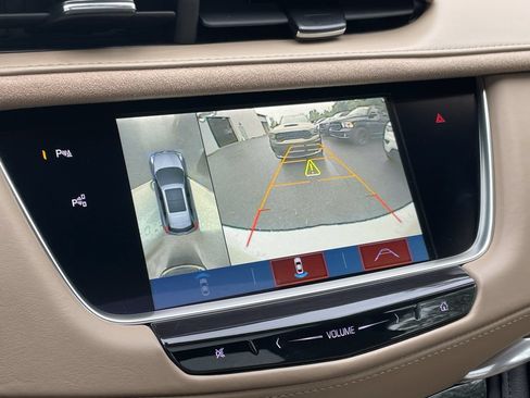 Used 2019 Cadillac XT5 Platinum AWD/4WD image 33