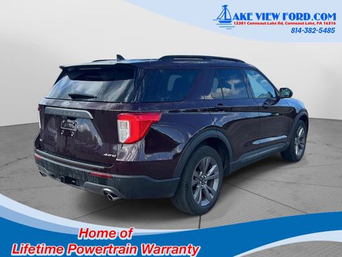 Used 2023 Ford Explorer XLT w/ Equipment Group 202A AWD/4WD image 8