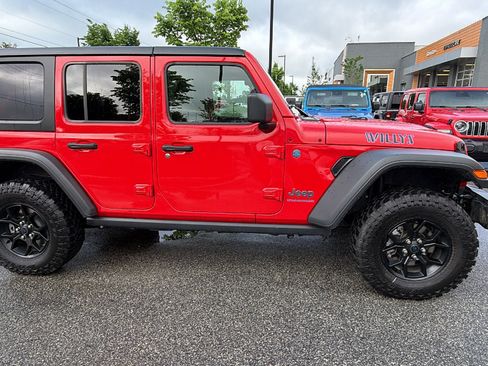Used 2025 Jeep Wrangler Unlimited Sport S 4xe AWD/4WD image 7