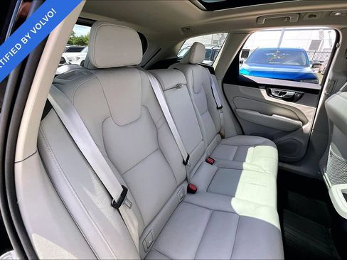 Used 2024 Volvo XC60 B5 Plus w/ Protection Package Premier AWD/4WD image 34