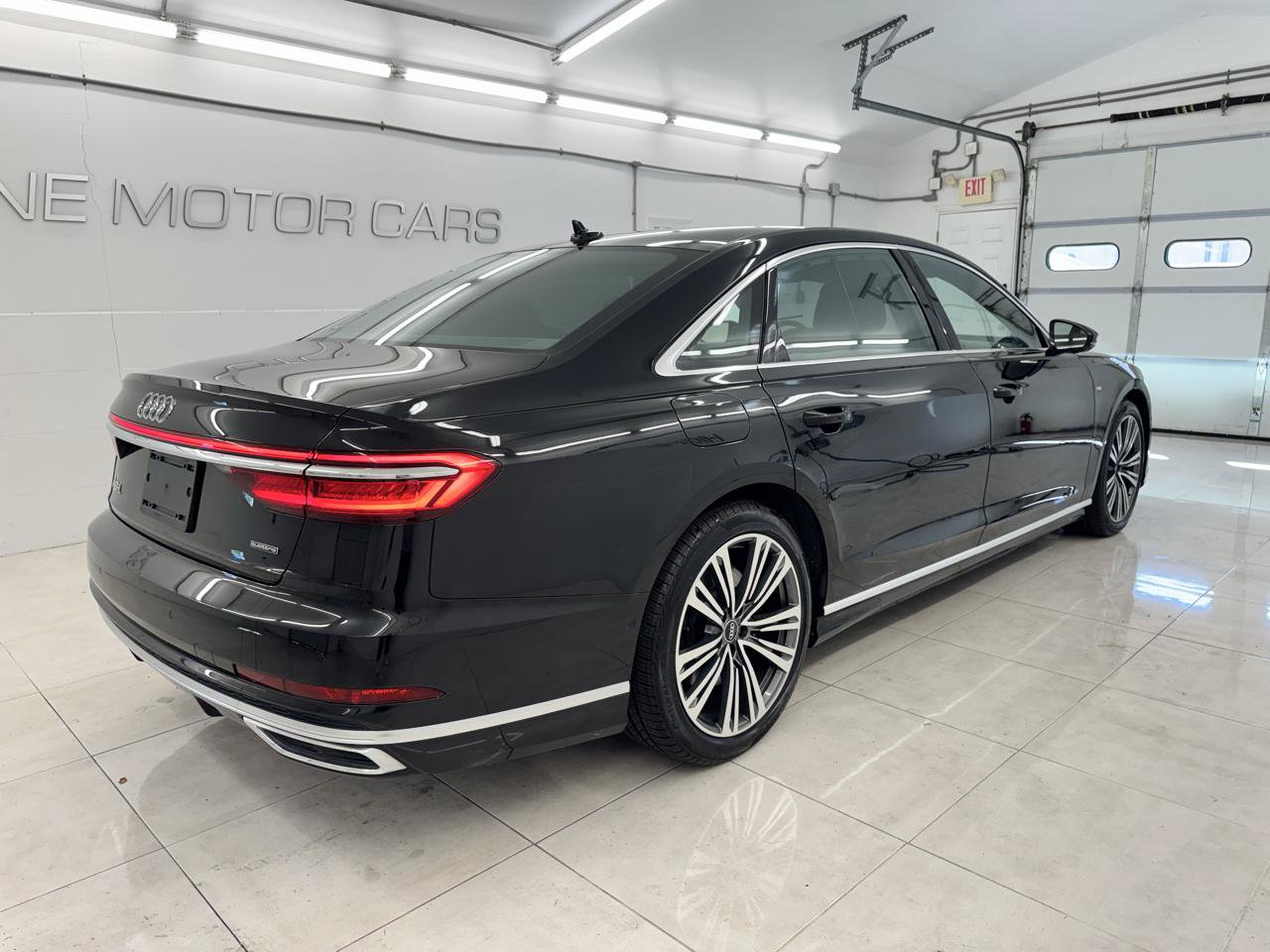 Used 2021 Audi A8 L 4.0T AWD/4WD image 4