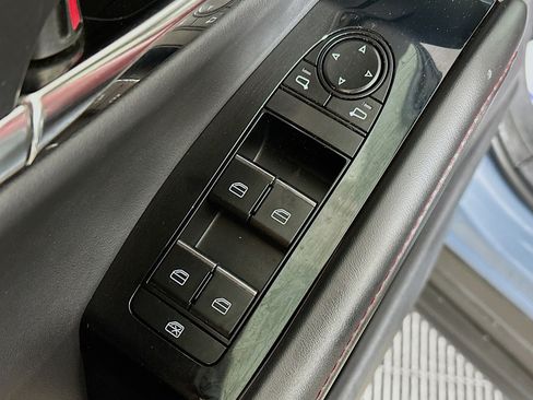 Used 2024 MAZDA CX-30 AWD 2.5 S w/ Preferred Package image 17