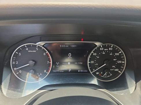 Used 2023 Nissan Rogue SV FWD image 19