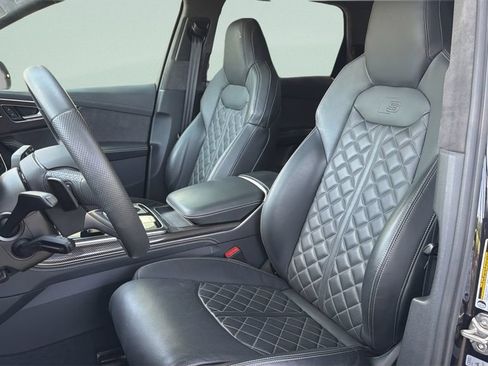 Used 2021 Audi SQ7 Prestige w/ Prestige Package AWD/4WD image 31