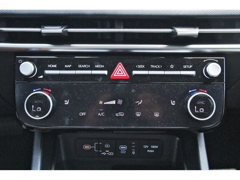 Certified 2025 Hyundai Tucson SEL FWD image 28