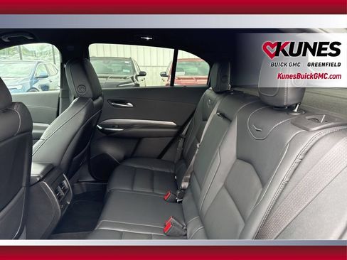 Used 2025 Cadillac XT4 Premium Luxury AWD/4WD image 41