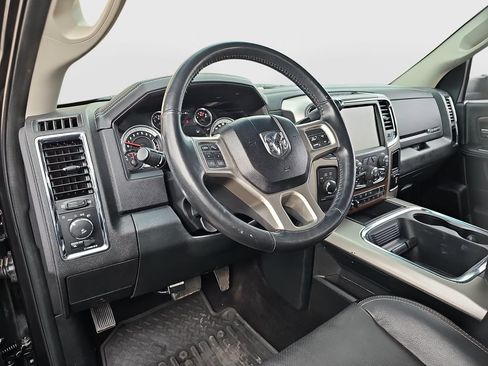 Used 2017 RAM 2500 Laramie w/ Snow Chief Group AWD/4WD image 9