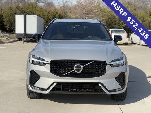 Certified 2023 Volvo XC60 B5 Plus w/ Protection Package Premier image 3
