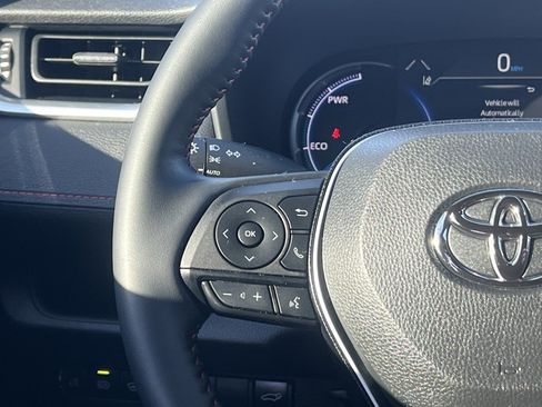 Used 2024 Toyota RAV4 SE image 20