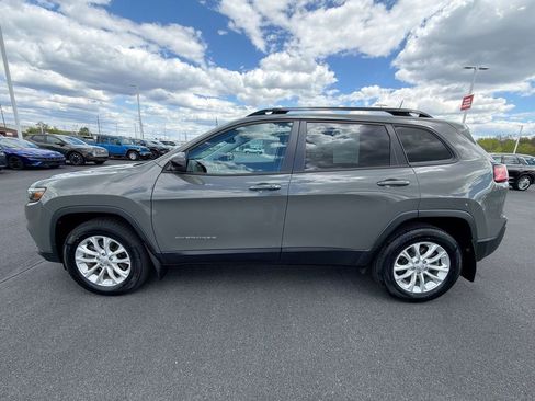 Used 2022 Jeep Cherokee Latitude Lux AWD/4WD image 5