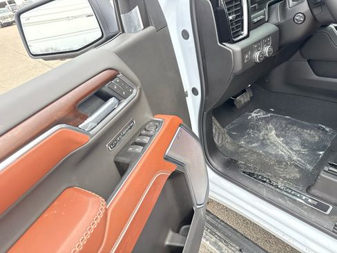 New 2026 GMC Sierra 1500 Denali Ultimate AWD/4WD image 13
