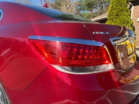 Used 2010 Buick LaCrosse CXL image 14