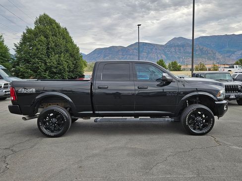 Used 2018 RAM 2500 Laramie w/ Sport Appearance Group AWD/4WD image 2