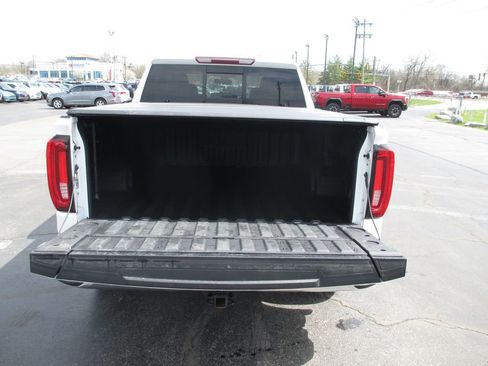 Used 2019 GMC Sierra 1500 SLT w/ SLT Premium Plus Package image 10