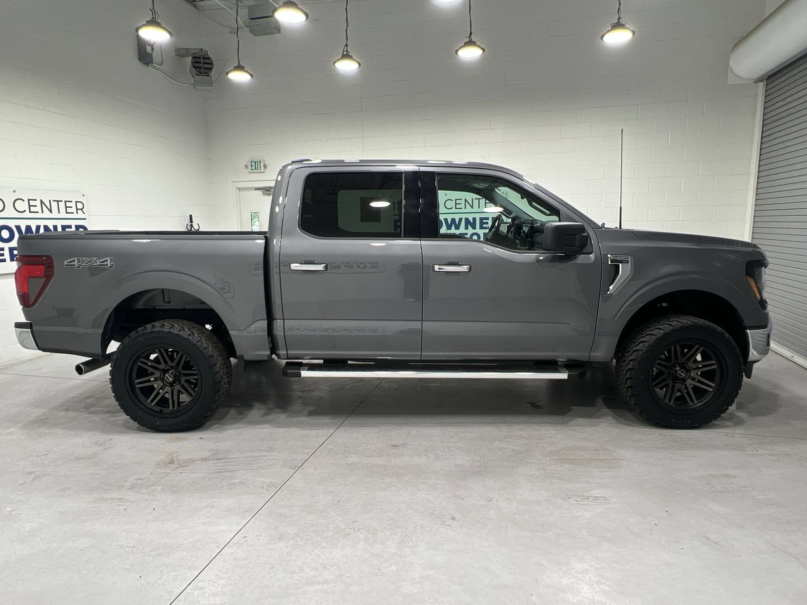 Used 2025 Ford F150 XLT w/ Equipment Group 301A Standard AWD/4WD image 9