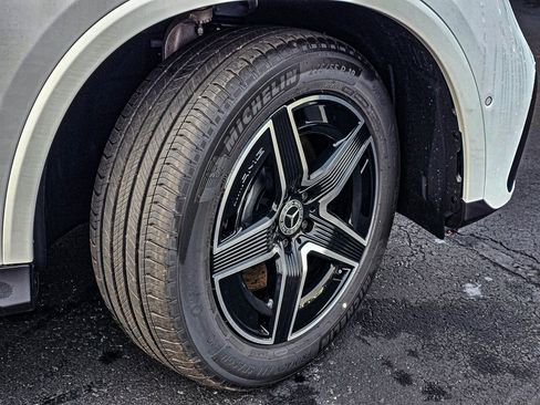 New 2026 Mercedes-Benz GLC 300 4MATIC image 12