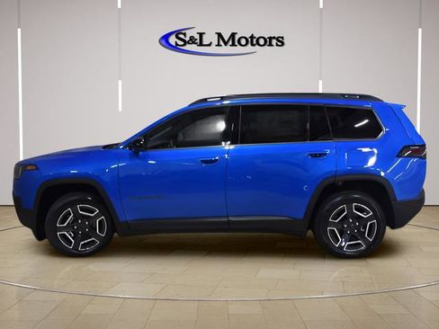 New 2026 Jeep Cherokee Limited AWD/4WD image 2
