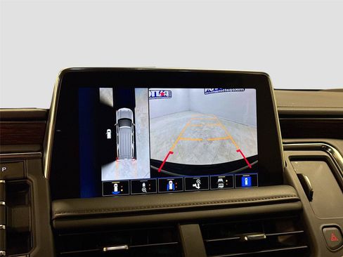 Used 2023 Chevrolet Tahoe High Country AWD/4WD image 14