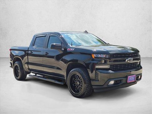 Used 2020 Chevrolet Silverado 1500 RST AWD/4WD image 3