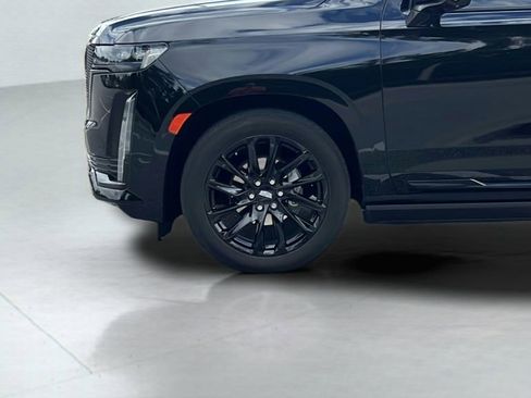 Used 2024 Cadillac Escalade Sport w/ Touring Package image 20