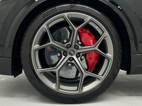 Used 2025 Audi RS Q8 performance w/ RS Design Package - Gray image 9