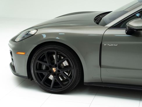 Used 2025 Porsche Panamera 4 image 11