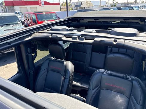 Used 2021 Jeep Wrangler Unlimited Rubicon AWD/4WD image 24