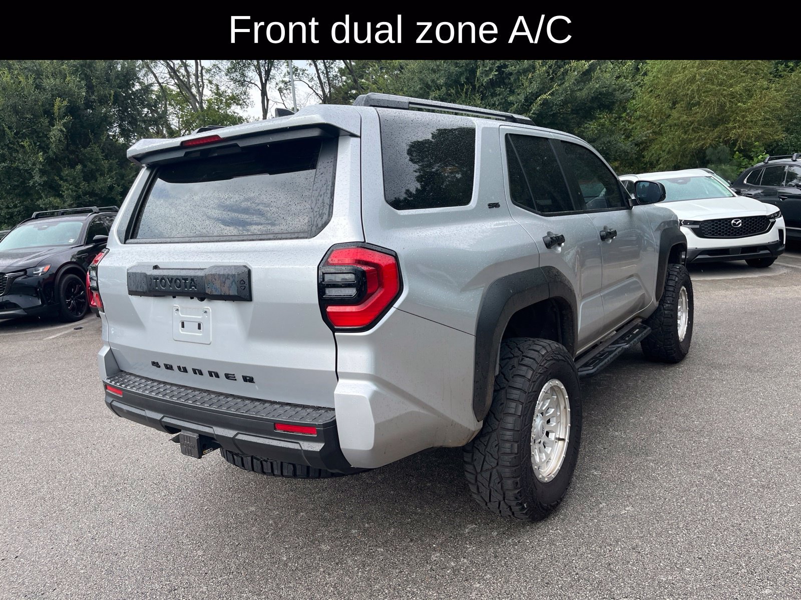 Used 2025 Toyota 4Runner SR5 AWD/4WD image 3