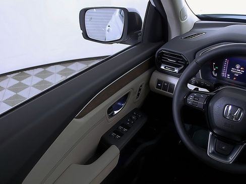 New 2026 Honda Pilot Elite image 20