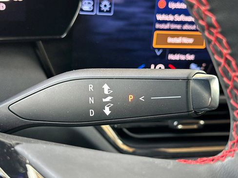 Used 2024 Chevrolet Equinox EV RS image 23