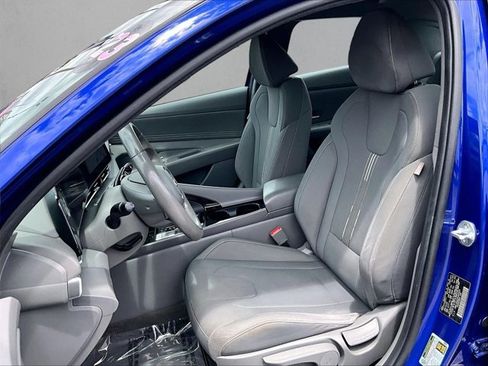 Used 2023 Hyundai Elantra SEL w/ Convenience Package FWD image 26