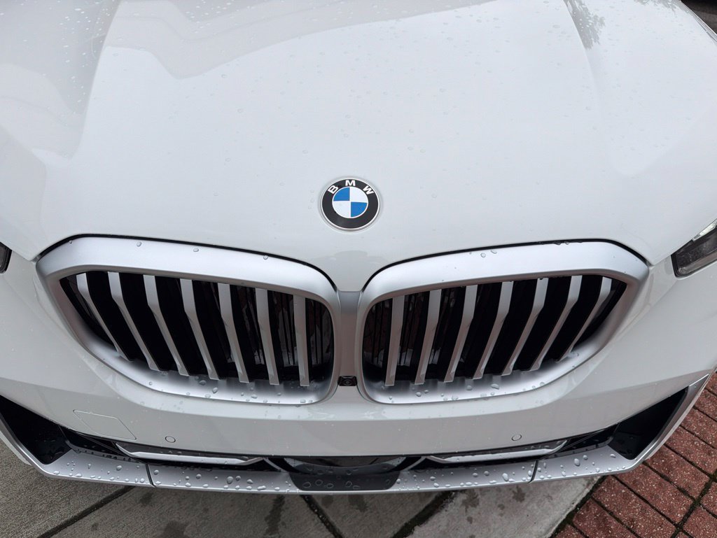Used 2026 BMW X5 sDrive40i w/ Climate Comfort Package RWD image 12
