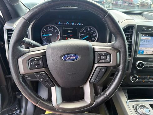 Used 2019 Ford Expedition Max XLT AWD/4WD image 18