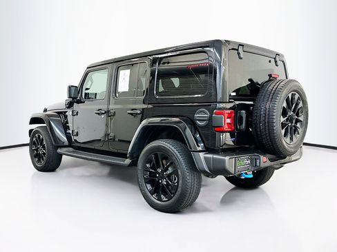 Used 2023 Jeep Wrangler Sahara image 5