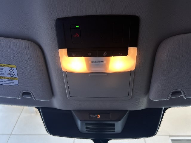 Used 2025 Nissan Pathfinder SL FWD image 28