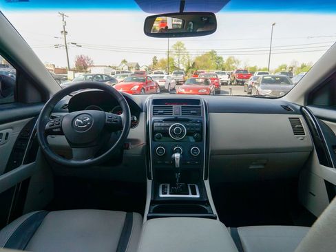 Used 2007 MAZDA CX-9 Touring w/ Moonroof & Bose Audio Pkg FWD image 11