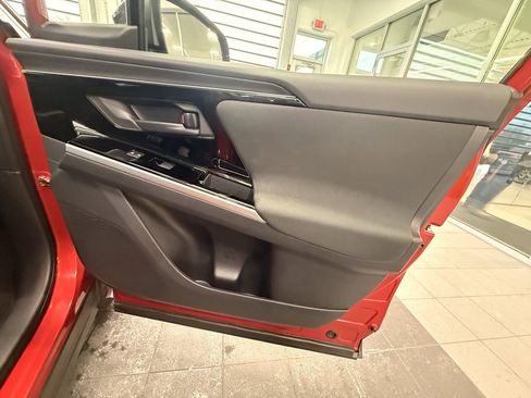 Used 2023 Subaru Solterra AWD image 35