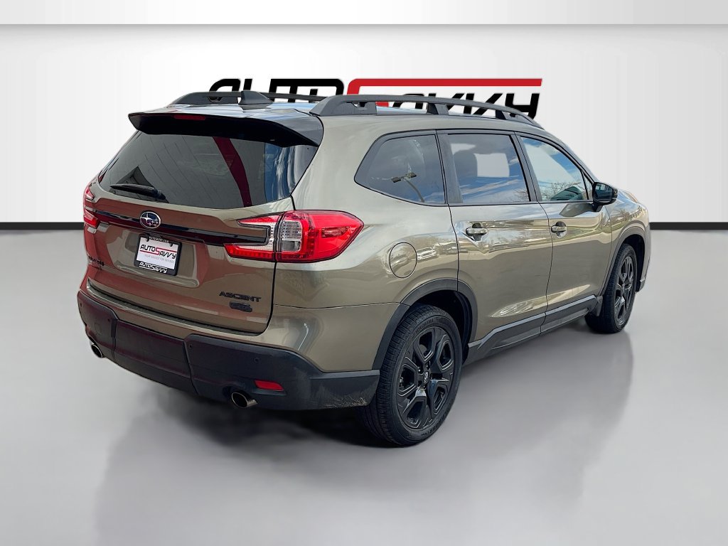 Used 2024 Subaru Ascent Onyx Edition AWD/4WD image 7