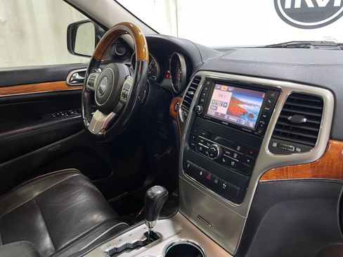 Used 2012 Jeep Grand Cherokee Overland AWD/4WD image 20