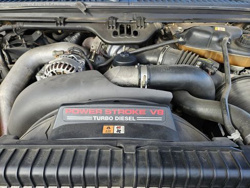 Used 2005 Ford F350 Lariat image 34