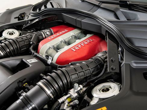 Certified 2024 Ferrari Purosangue image 32