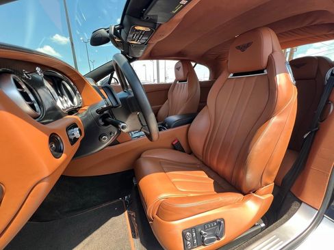 Used 2014 Bentley Continental GT image 17