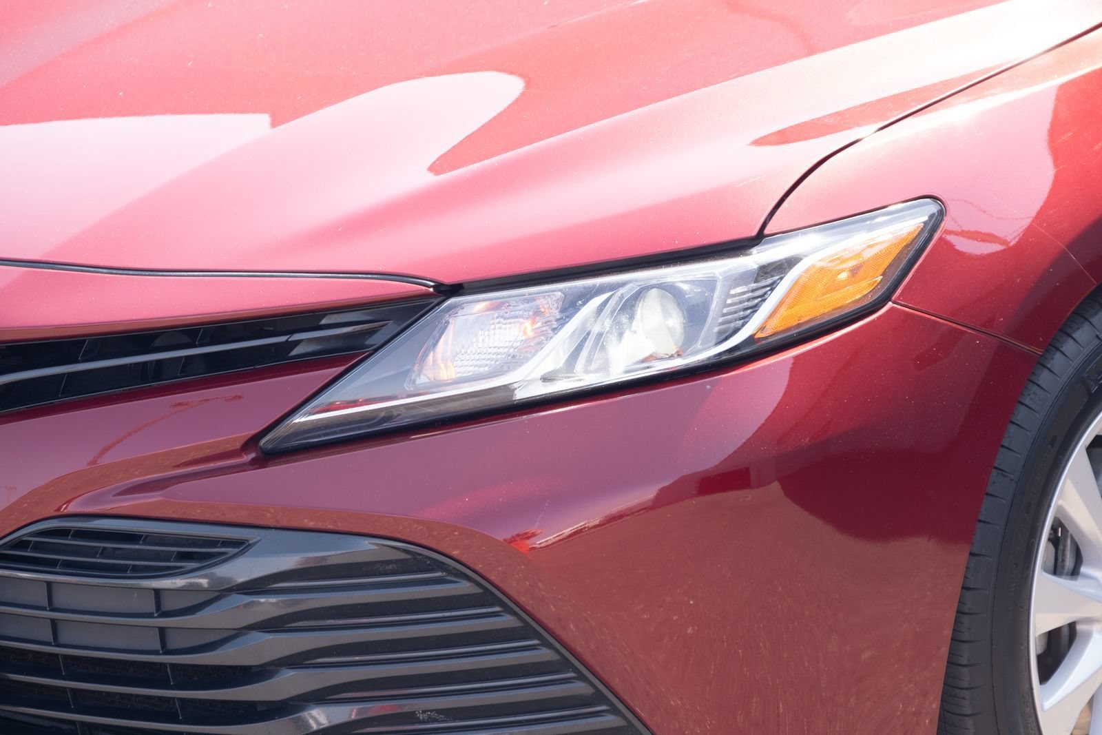 Used 2018 Toyota Camry LE FWD image 18