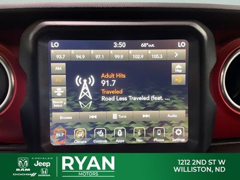 Used 2020 Jeep Gladiator Rubicon AWD/4WD image 20