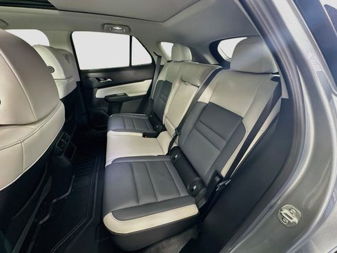 Used 2025 Honda Prologue Touring image 29