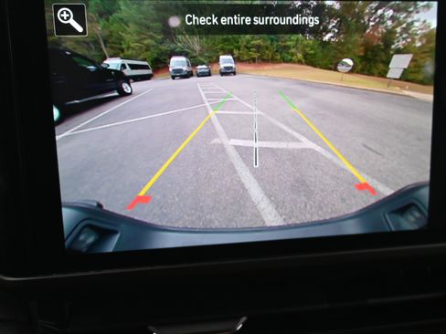 Used 2024 Jeep Gladiator Willys image 25